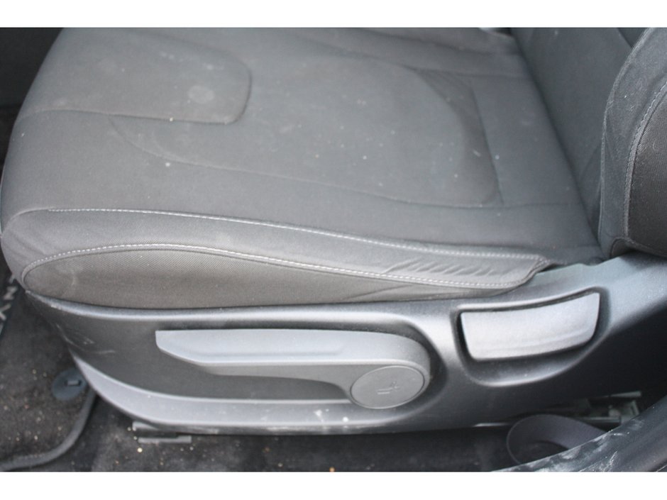 2023 Hyundai Elantra Preferred-14