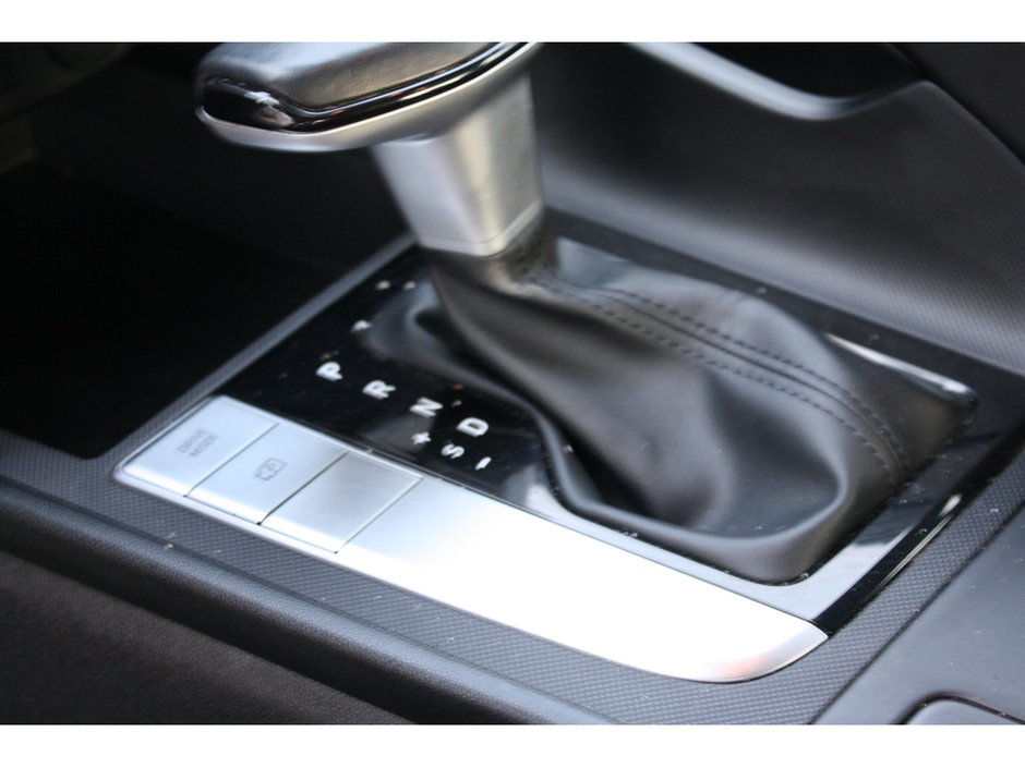 2023 Hyundai Elantra Preferred-11