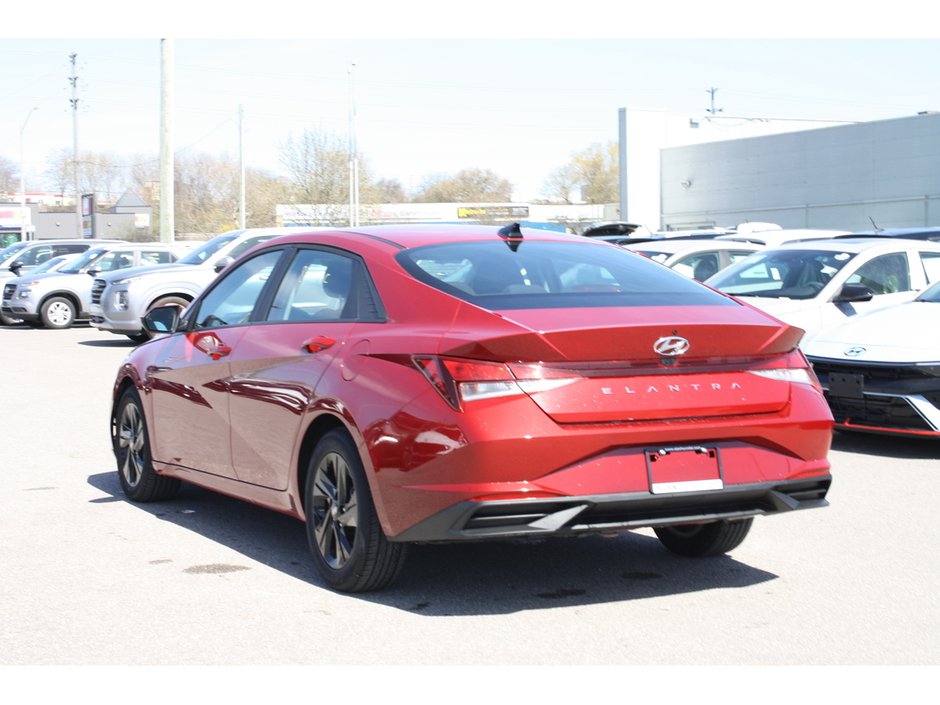 2023 Hyundai Elantra Preferred-5