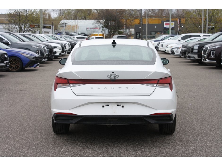 2023 Hyundai Elantra Preferred-5