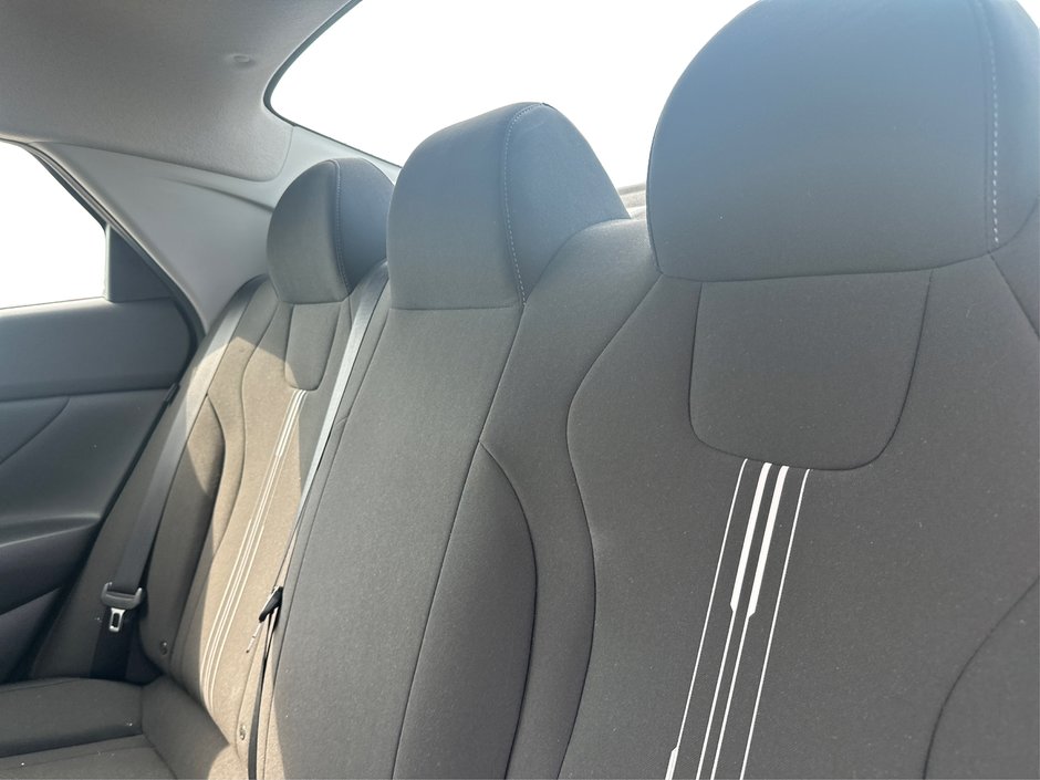 2024 Hyundai Elantra Preferred-9