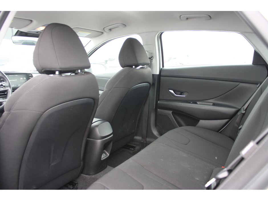 2024 Hyundai Elantra Preferred-18