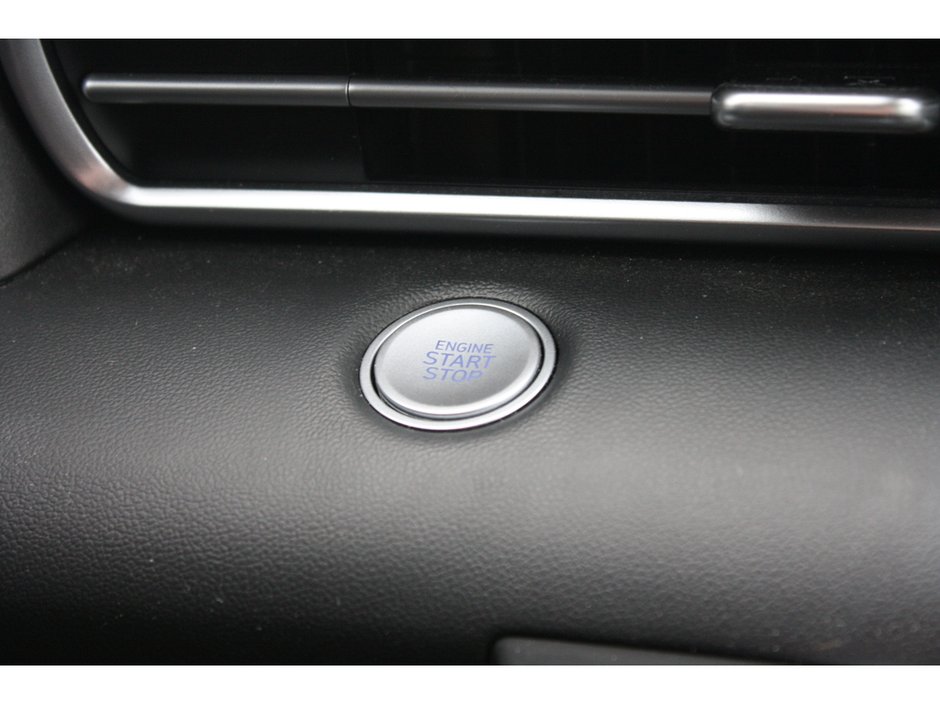 2024 Hyundai Elantra Preferred-13