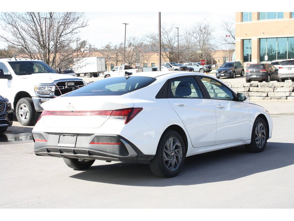 2024 Hyundai Elantra Preferred-4