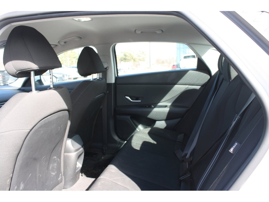 2024 Hyundai Elantra Preferred-11