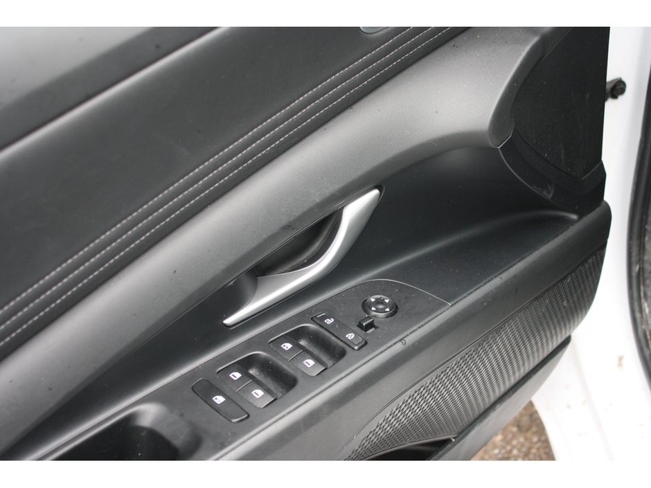 2024 Hyundai Elantra Preferred-7