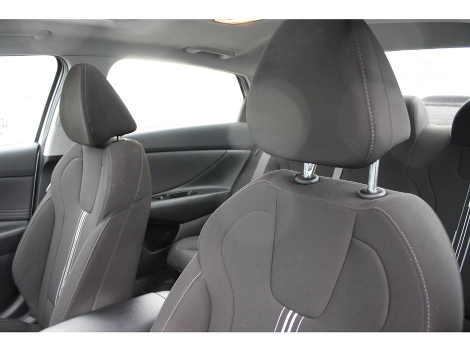 2024 Hyundai Elantra Preferred-8