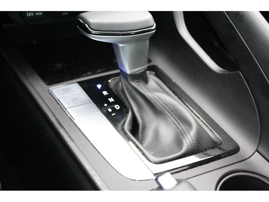 2024 Hyundai Elantra Preferred-11