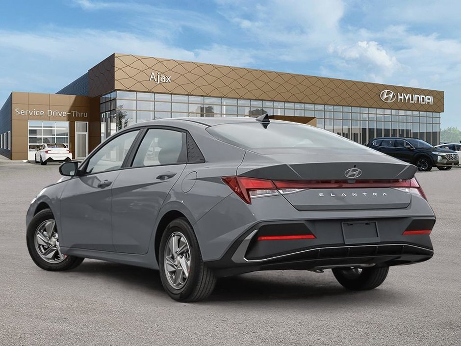 2025 Hyundai Elantra Essential-3