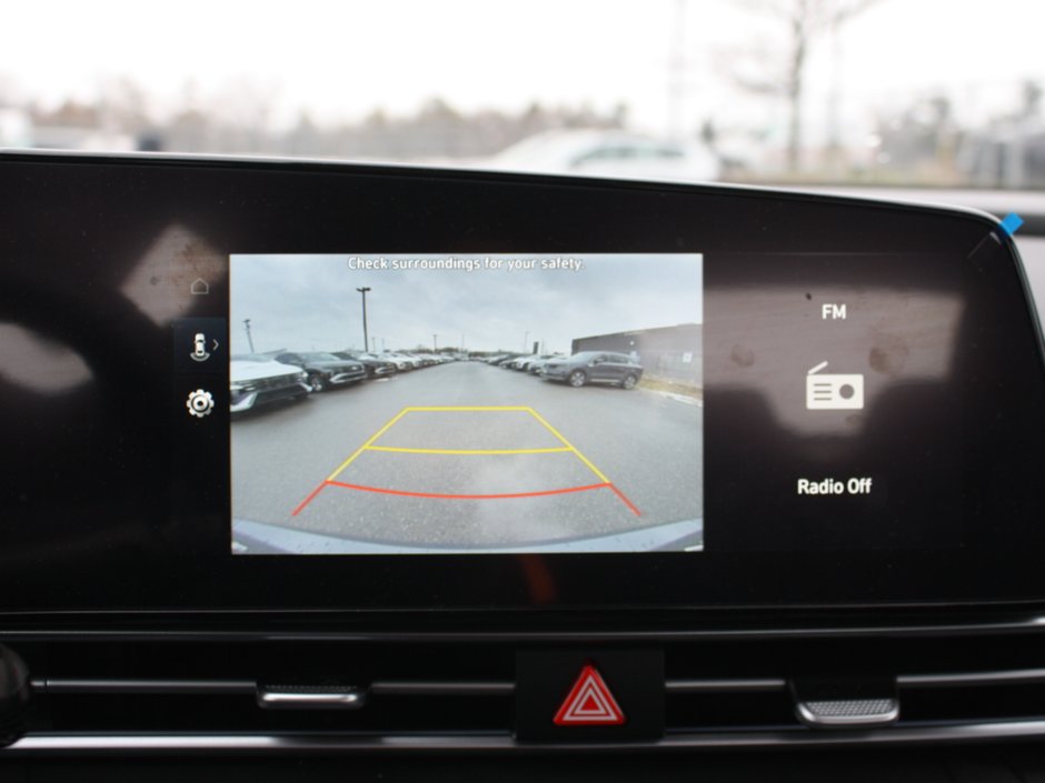 2025 Hyundai Elantra Preferred with Tech Pkg-13