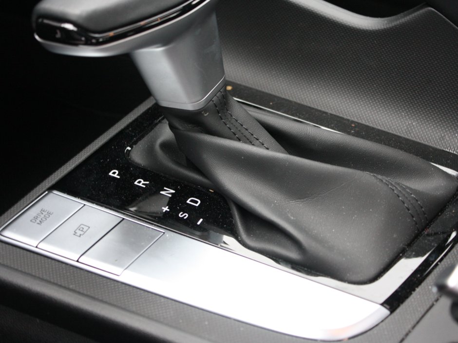 2025 Hyundai Elantra Preferred with Tech Pkg-10