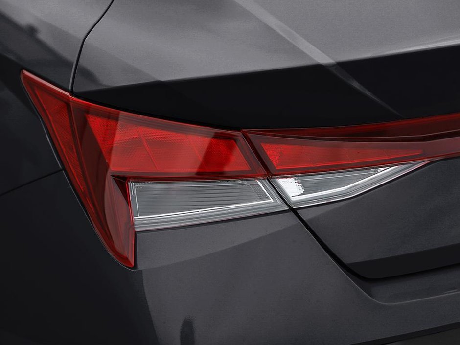 2025 Hyundai Elantra Preferred with Tech Pkg-7