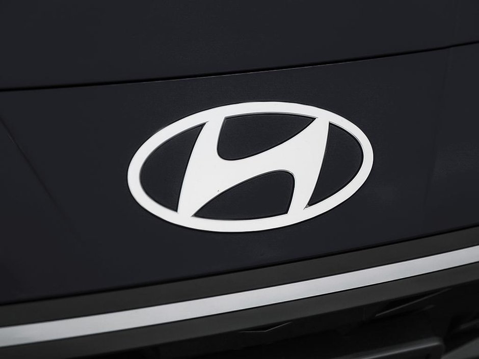 2025 Hyundai Elantra Preferred with Tech Pkg-5