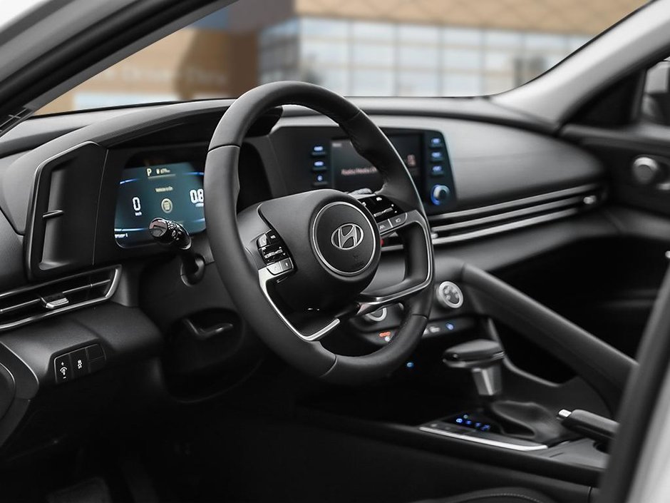 2025 Hyundai Elantra Preferred-11