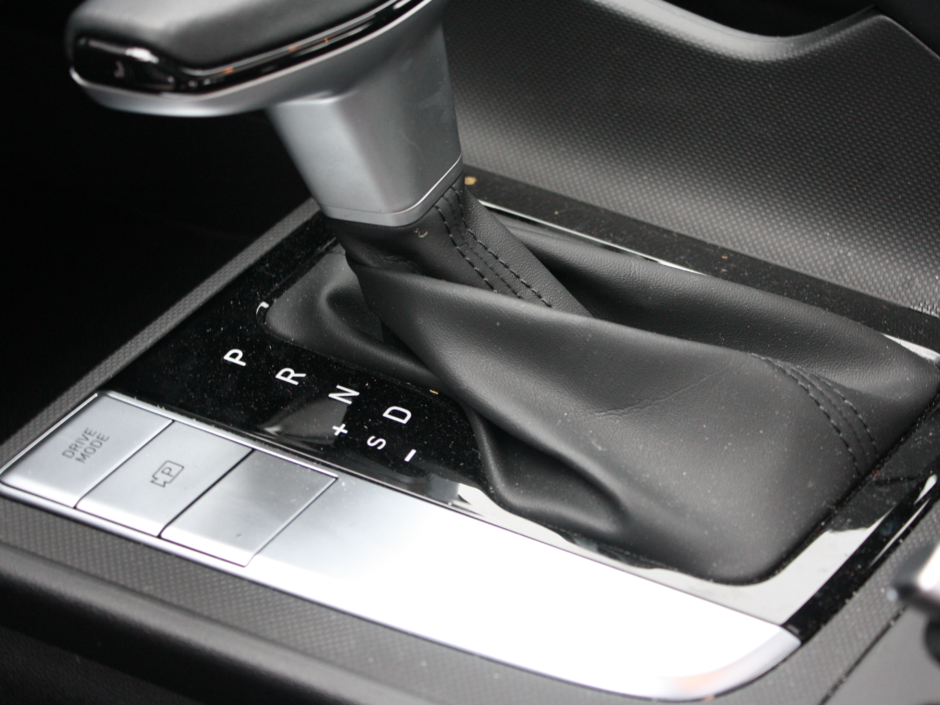 2025 Hyundai Elantra Preferred-10