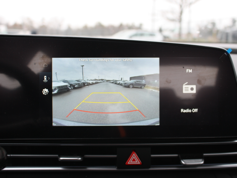 2025 Hyundai Elantra Preferred-13