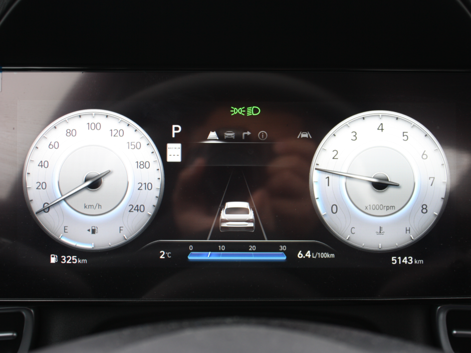 2025 Hyundai Elantra Preferred-14