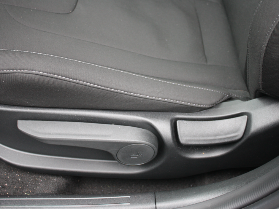 2025 Hyundai Elantra Preferred-7