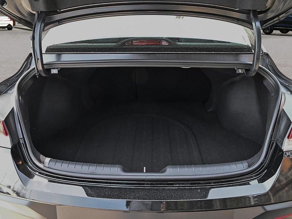 2026 Hyundai Elantra Preferred with Tech Pkg-6