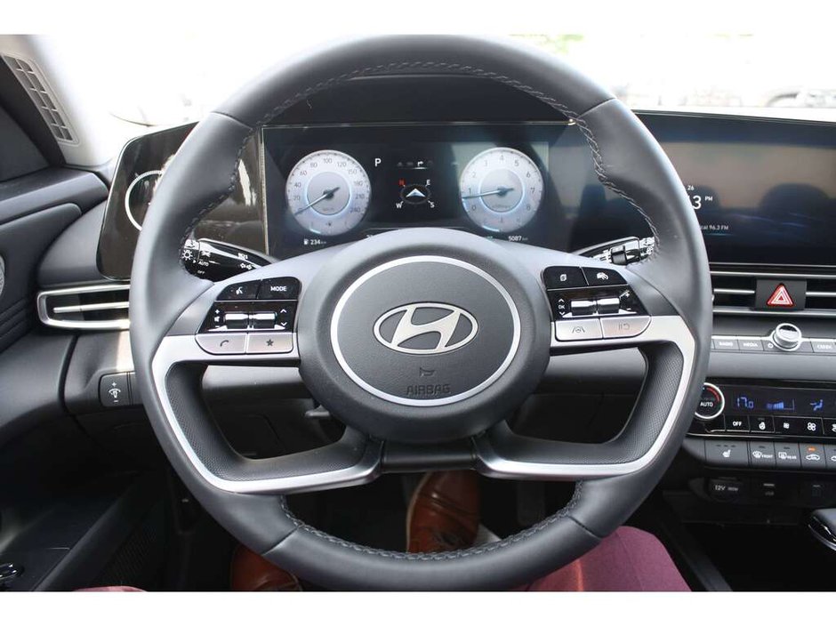 2026 Hyundai Elantra Preferred-8