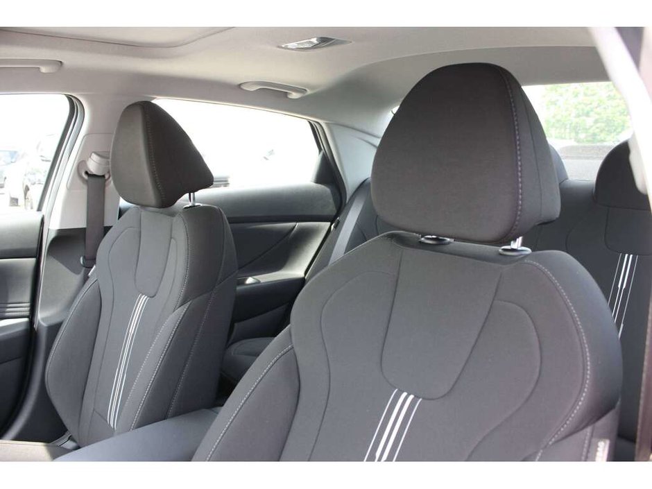 2026 Hyundai Elantra Preferred-10