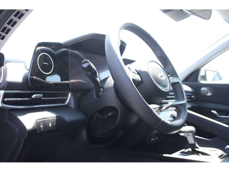 2026 Hyundai Elantra Preferred-12