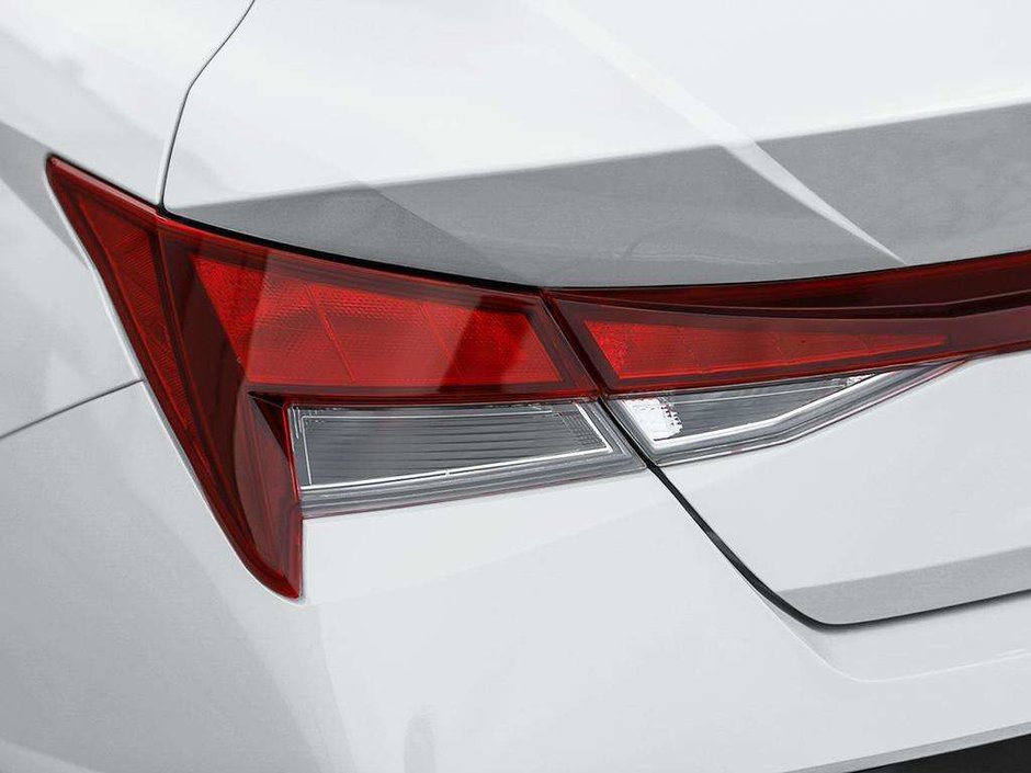 2026 Hyundai Elantra Essential-9