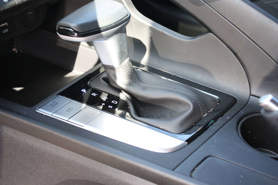 2026 Hyundai Elantra Preferred-12