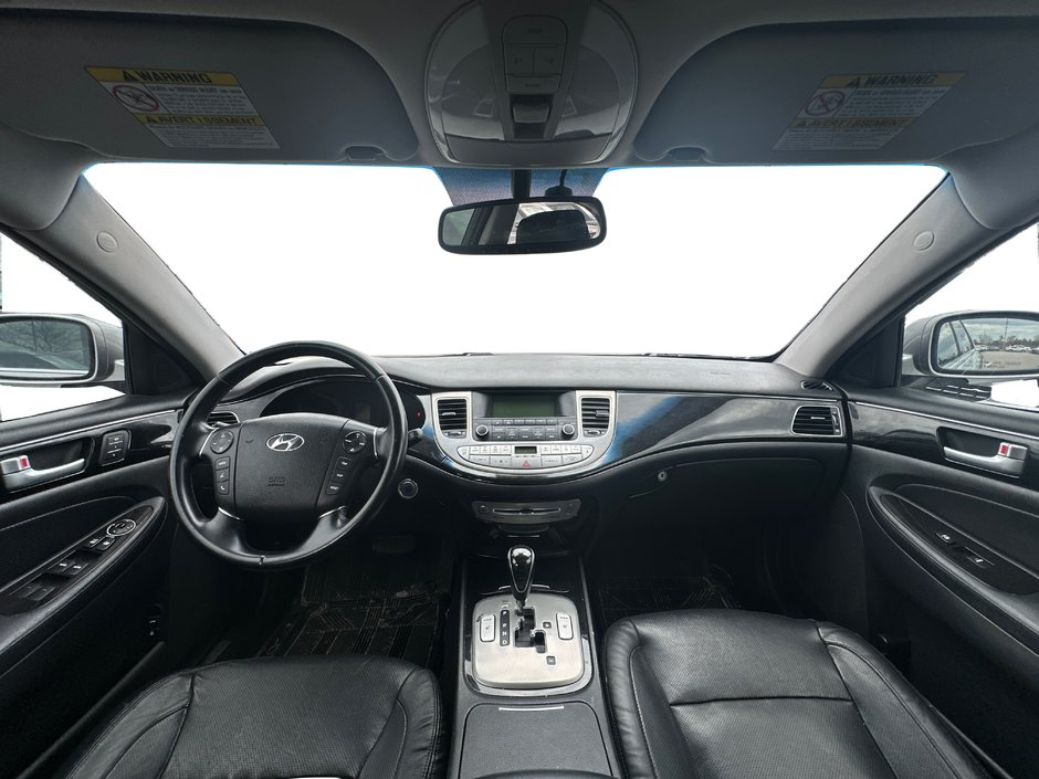 2013 Hyundai Genesis 3.8-18