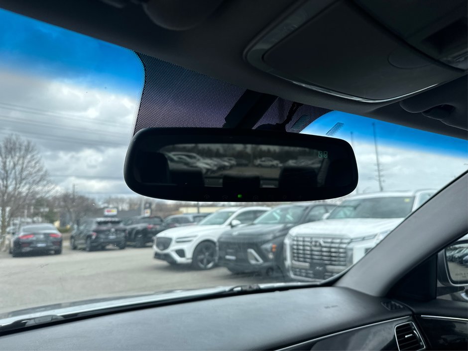 2013 Hyundai Genesis 3.8-12