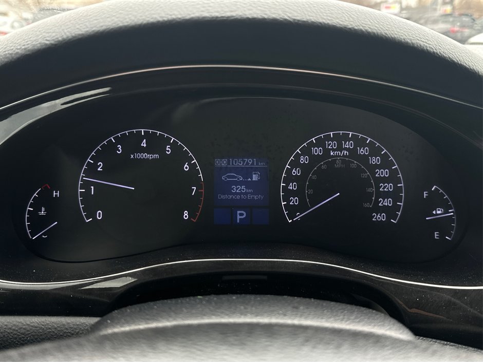 2013 Hyundai Genesis 3.8-13