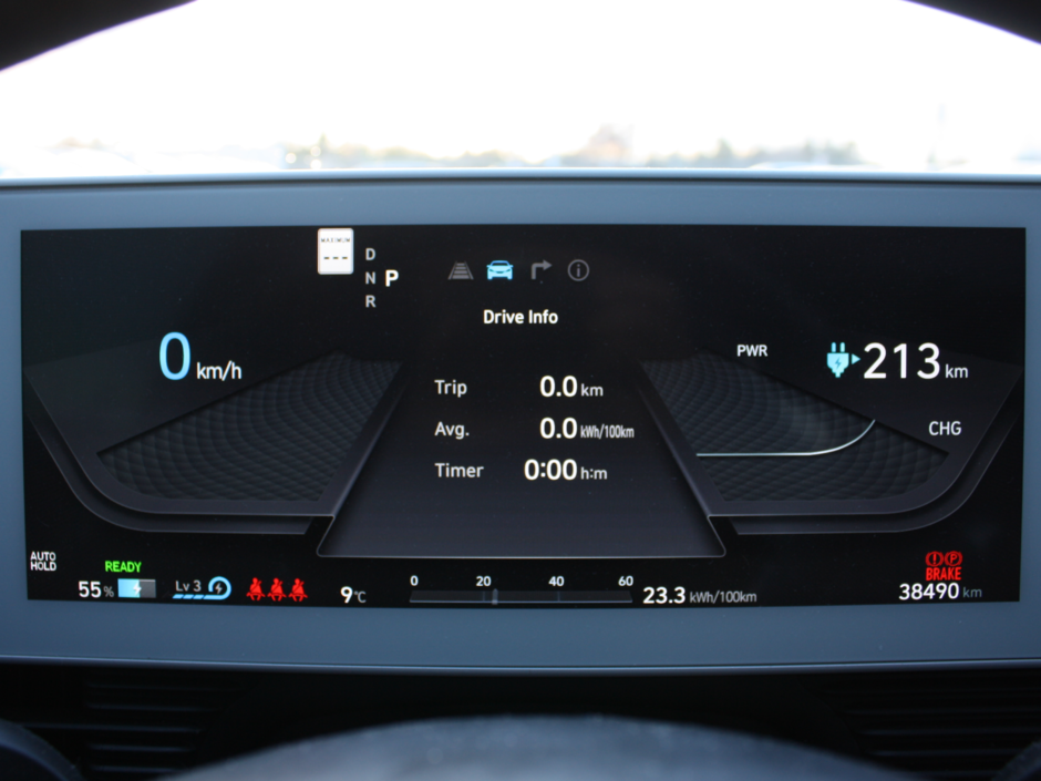 2023 Hyundai IONIQ 5 Preferred AWD Long Range-15