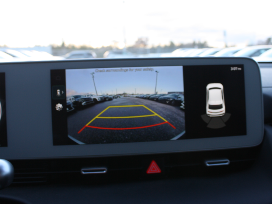 2023 Hyundai IONIQ 5 Preferred AWD Long Range-14