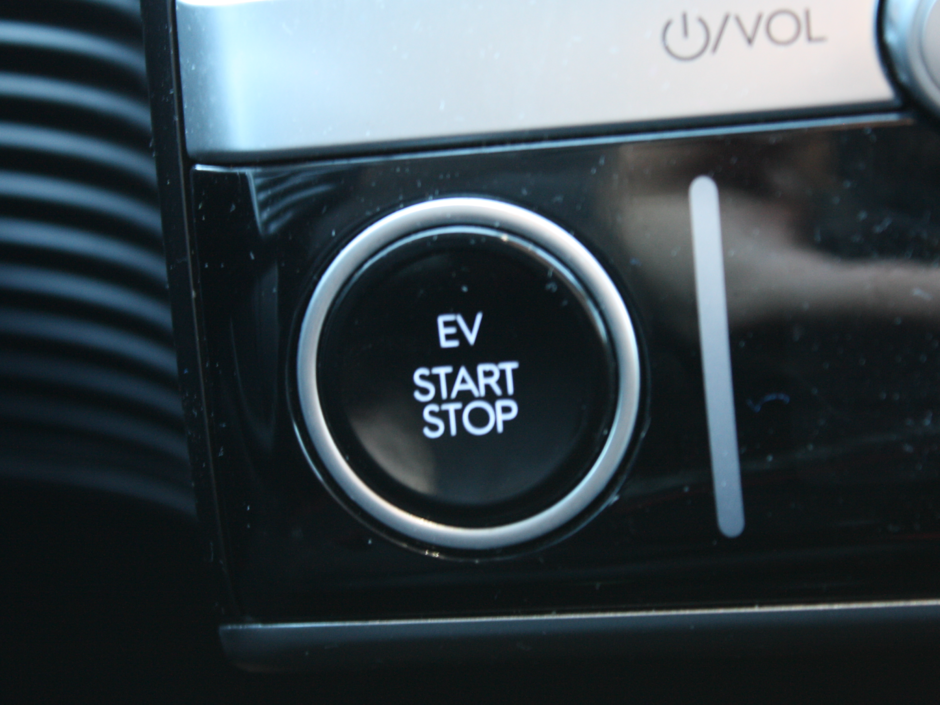 2023 Hyundai IONIQ 5 Preferred AWD Long Range-11