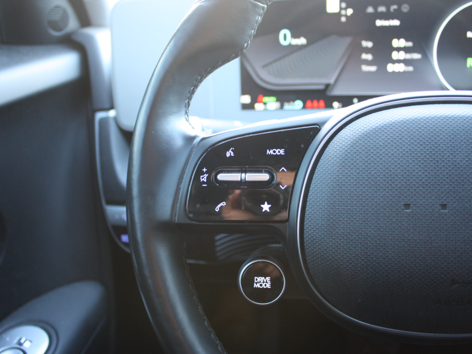 2023 Hyundai IONIQ 5 Preferred AWD Long Range-13