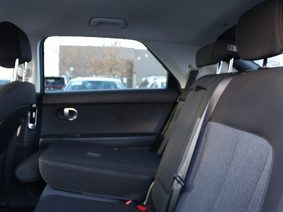 2023 Hyundai IONIQ 5 Preferred AWD Long Range-16