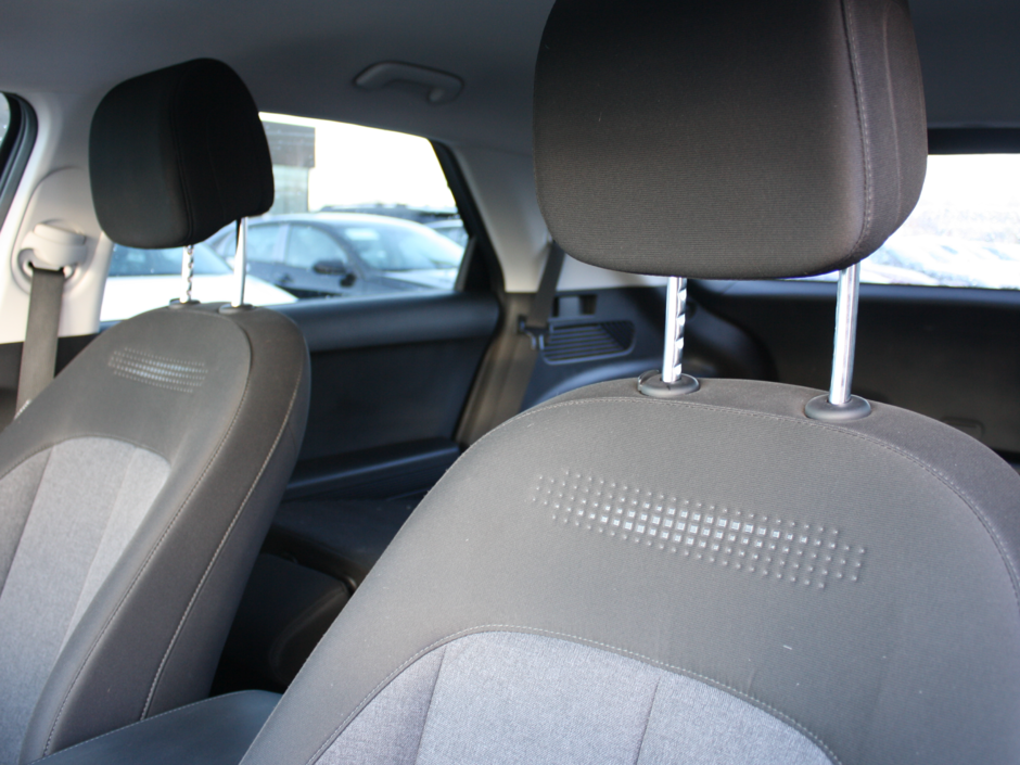 2023 Hyundai IONIQ 5 Preferred AWD Long Range-8