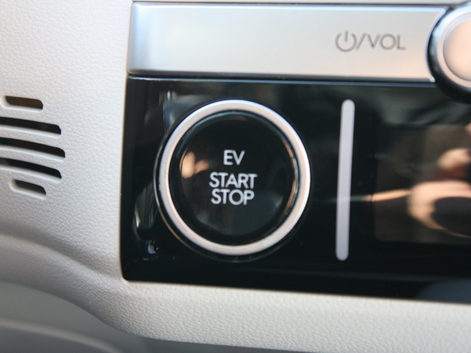 2024 Hyundai IONIQ 6 Ultimate-15