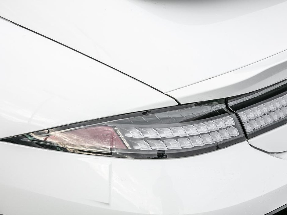 2025 Hyundai Ioniq 6 Preferred RWD Long Range-10