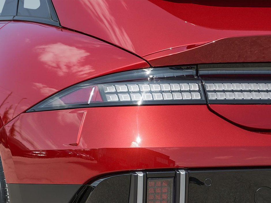 2025 Hyundai Ioniq 6 Preferred RWD Long Range-10