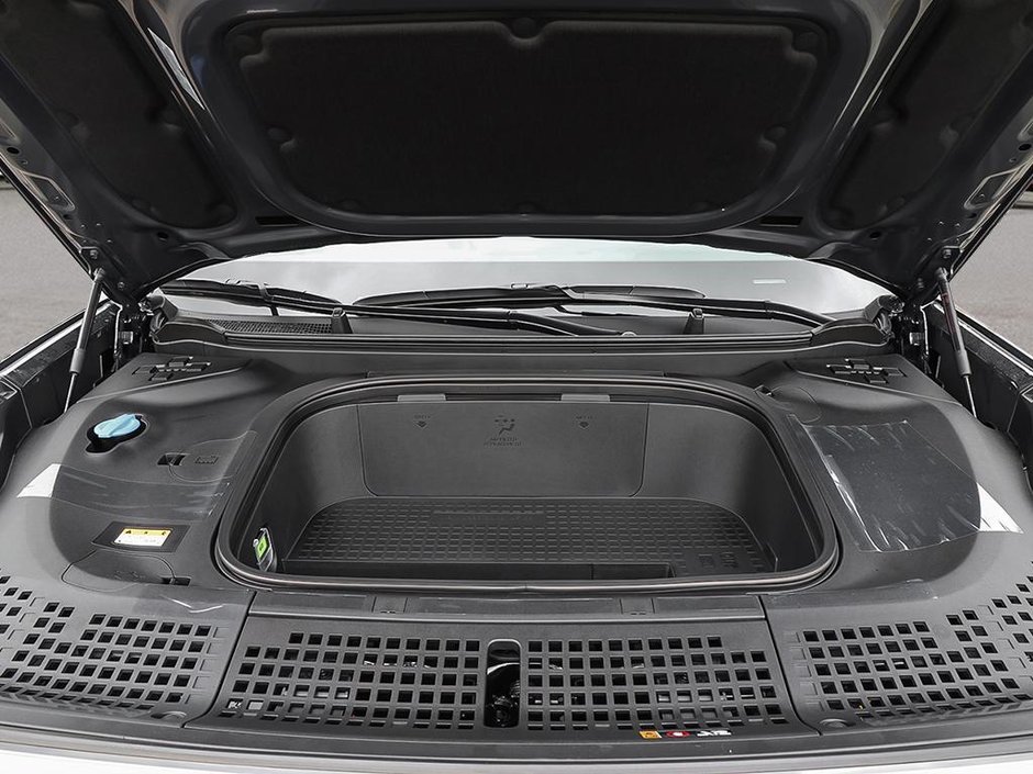 2026 Hyundai Ioniq 9 Preferred AWD with Luxury package-5