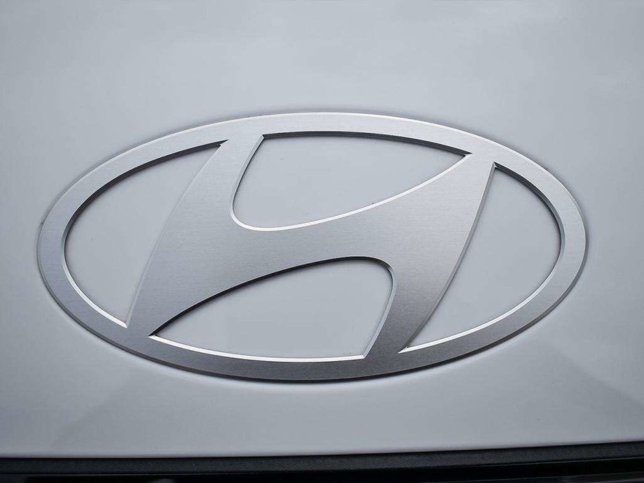 2026 Hyundai Ioniq 9 Preferred AWD with Ultimate Calligraphy package-8