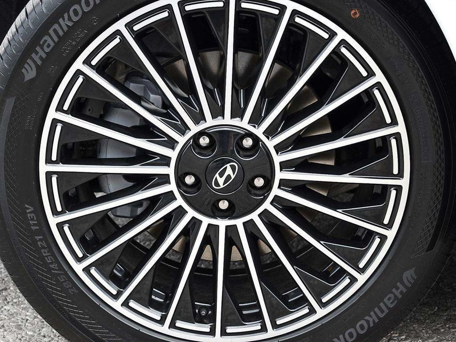 2026 Hyundai Ioniq 9 Preferred AWD with Ultimate Calligraphy package-7