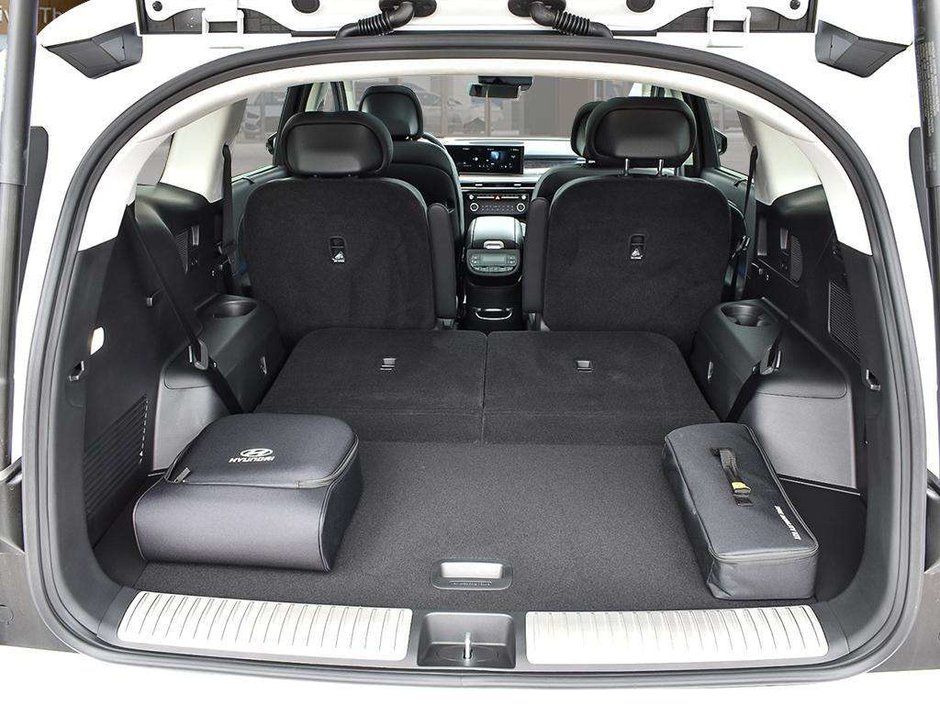 2026 Hyundai Ioniq 9 Preferred AWD with Ultimate Calligraphy package-6