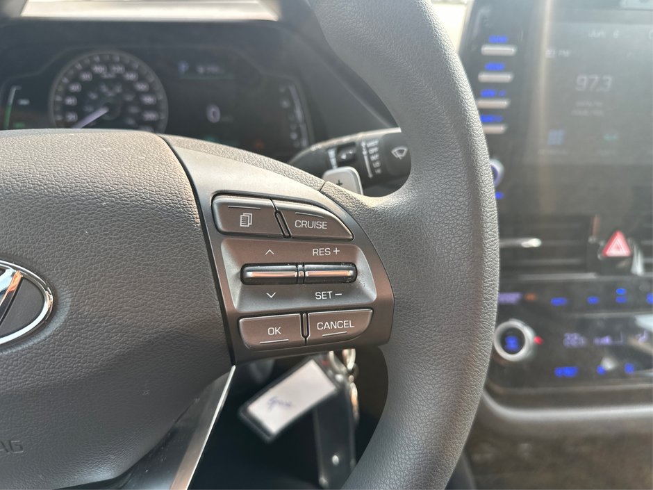 2020 Hyundai IONIQ HYBRID Essential-22