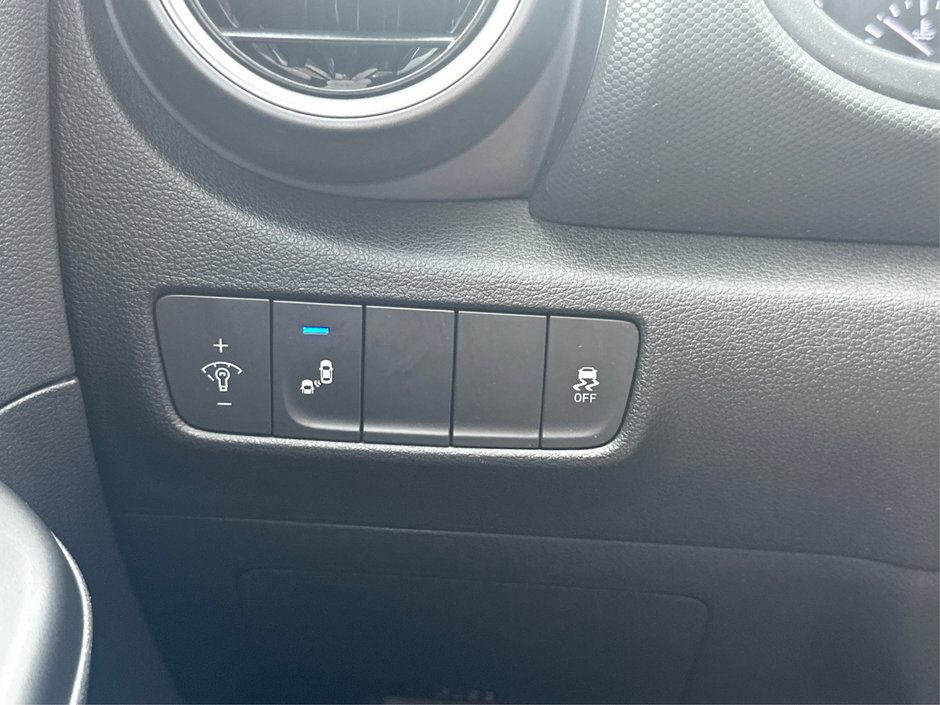 2021 Hyundai Kona 1.6T Trend-14