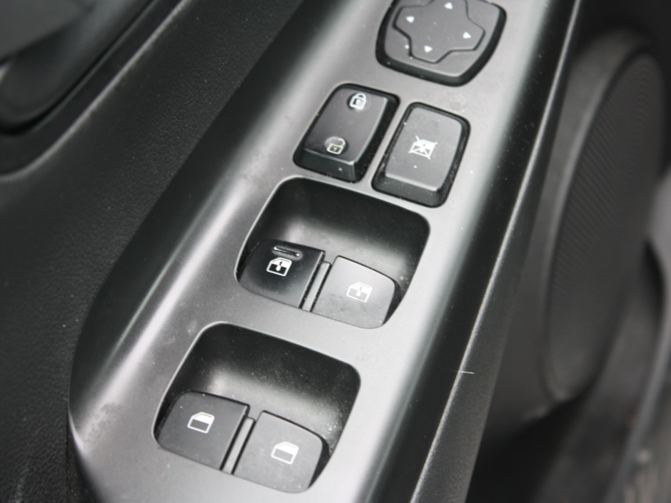 2021 Hyundai Kona 1.6T Trend-6