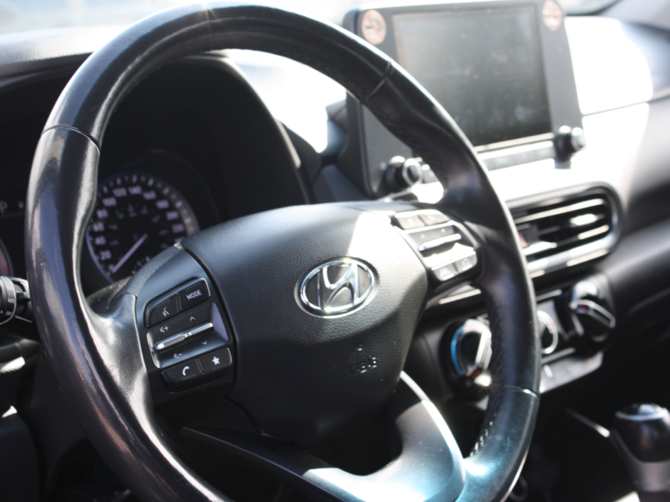 2022 Hyundai Kona 2.0L Preferred-24