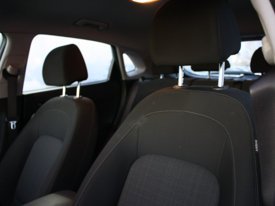 2023 Hyundai Kona 2.0L Preferred-8