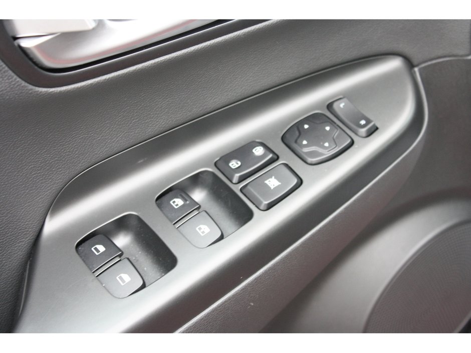 2023 Hyundai Kona 2.0L Preferred-7